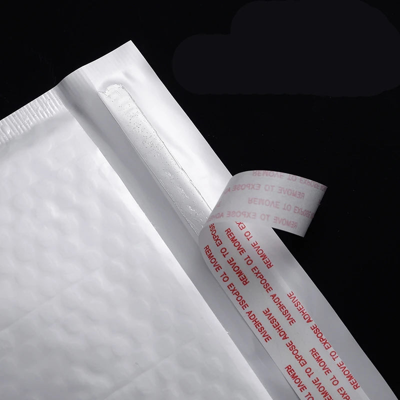 White Bubble Mailers – 50 pcs